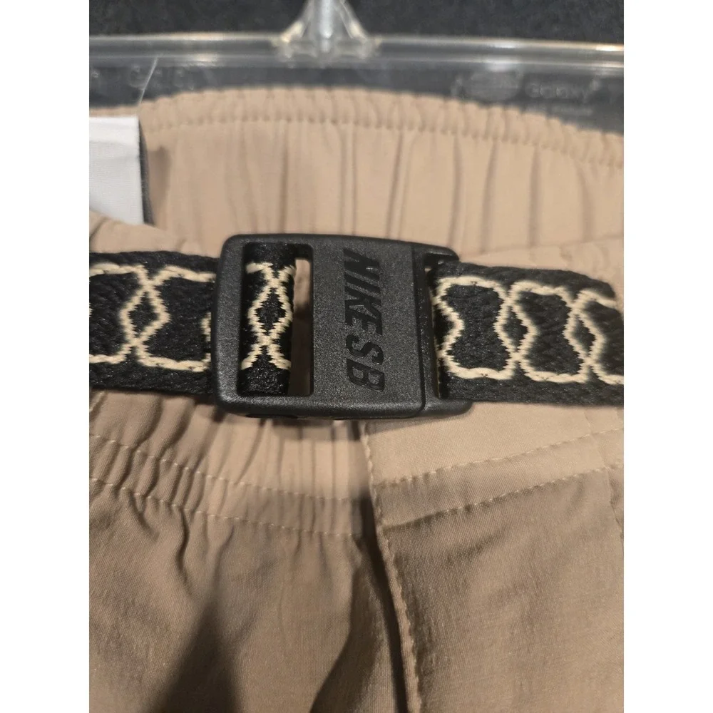 Nike SB Kearny Dri-FIT Cargo Pants XL Beige Loose Fit FV7347-297 NWT